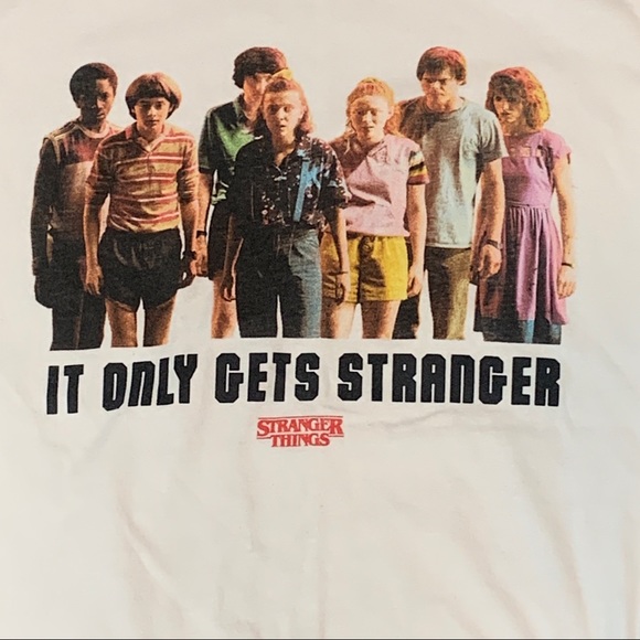 Stranger Things It Only Gets Stranger Ringer T Shirt Large - Picture 2 of 4